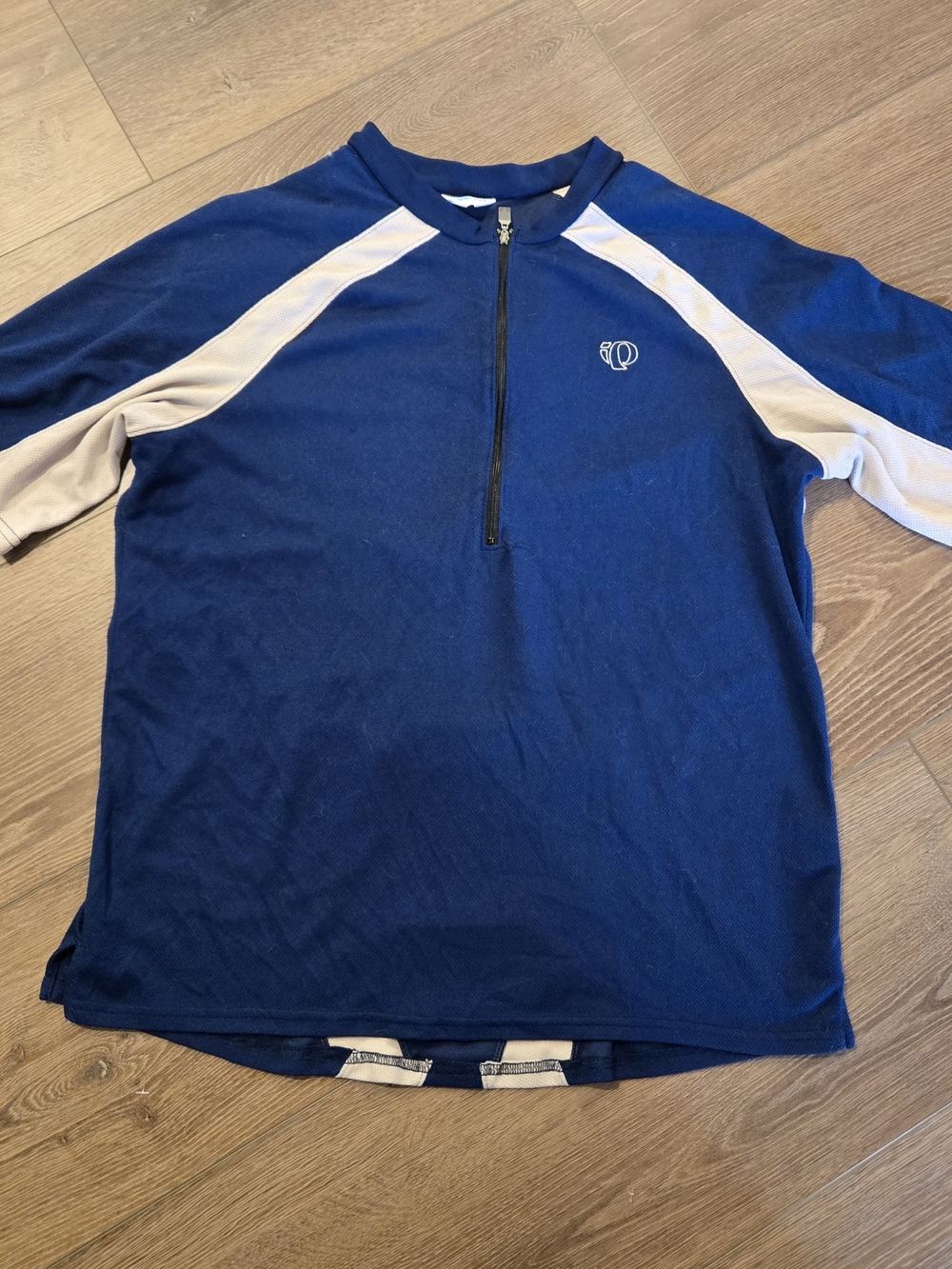 Pearl Izumi Navy and Cream Short-Sleeve Half-Zip Athletic Shirt